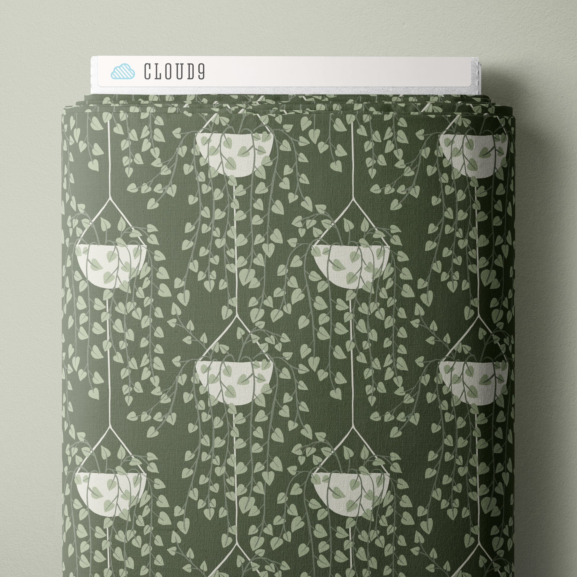 Overflow fabric on the bolt