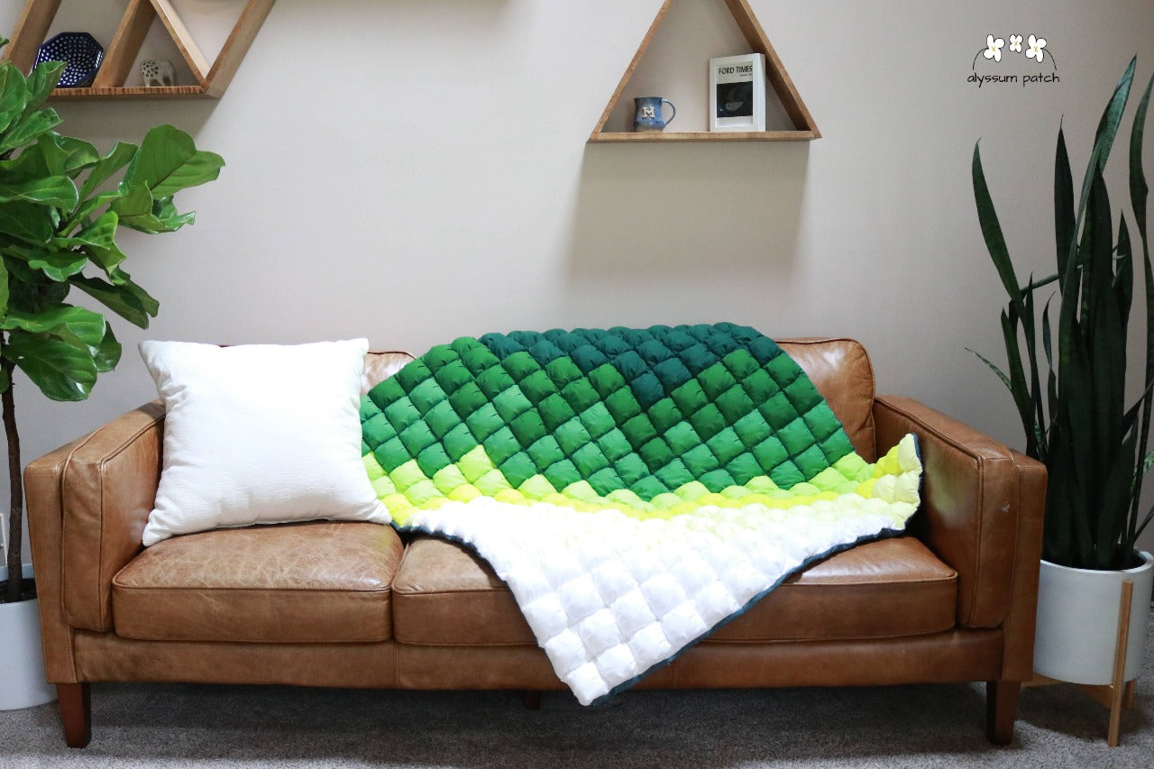 Patchwork Puff Quilt, Junior Size in Citron