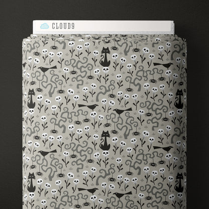 Skulls Garden on the bolt