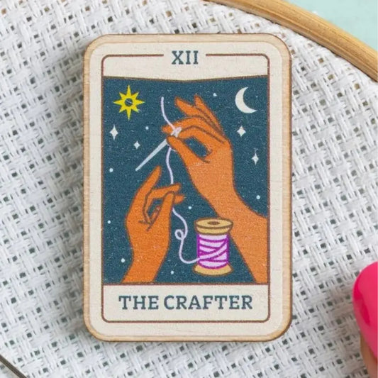 Tarot Card, The Crafter, Needle Minder